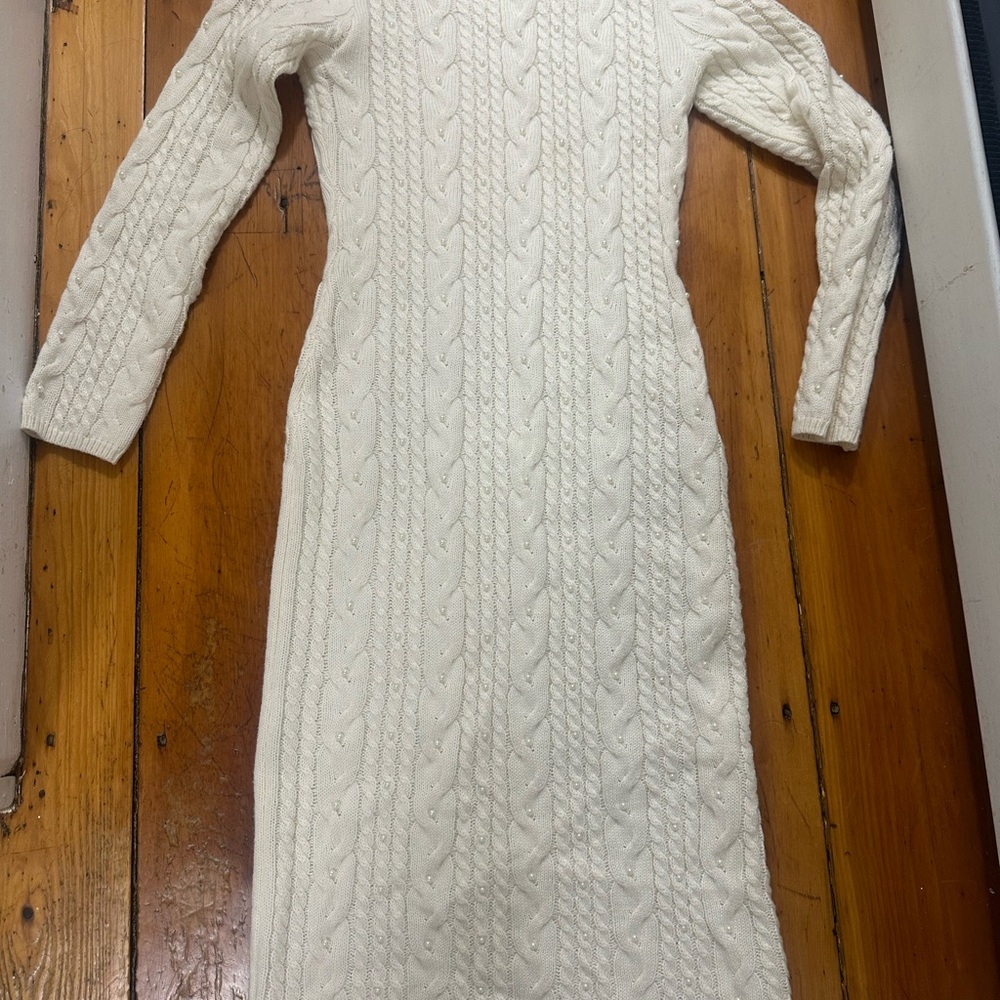 Elegant White Cable Knit Dress